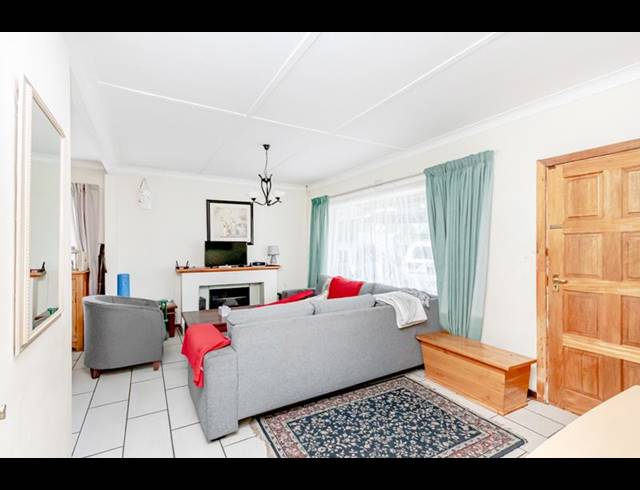 3 BEDROOM PROPERTY TO RENT IN BORDEAUX